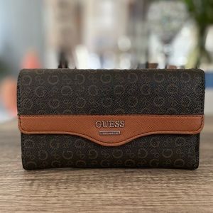 GUESS dark brown wallet